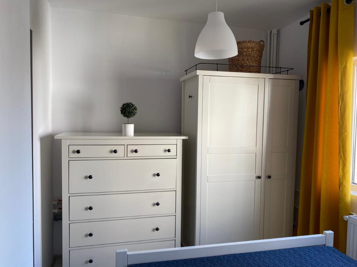 Evan Cozy Flat With Balcony & Parking, 13 September Bükreş Dış mekan fotoğraf